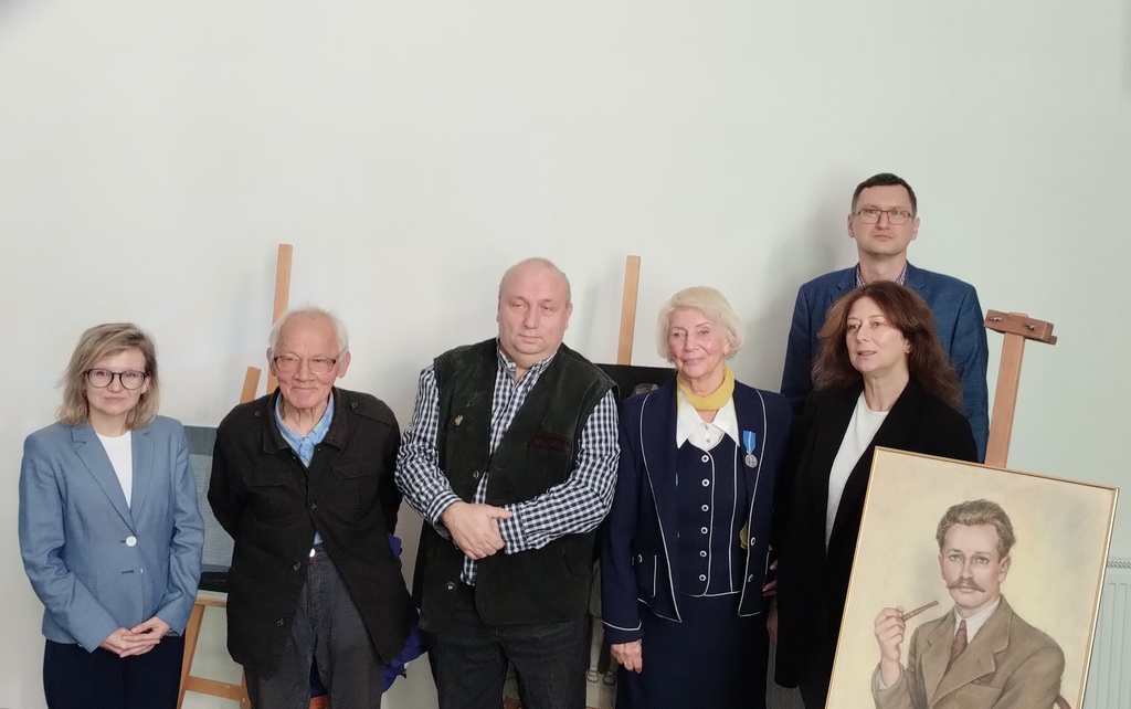 Zdjęcie Blewoński_755672fd5-c647-4234-b7a9-3057a58681bd.jpg w galerii Konferencja w II LO dot. Józefa Blewońskiego